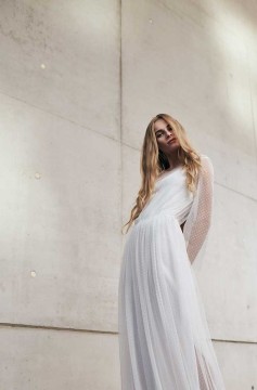 Brautkleid von Magdalena Mayrock Model Kleid Punkte - Traumkleid Düsseldorf