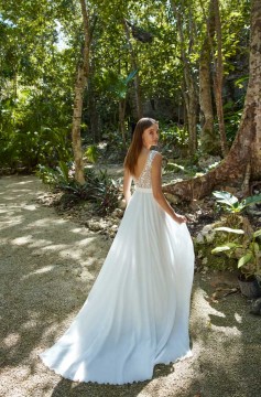Brautkleid von LIbelle Model Hadid